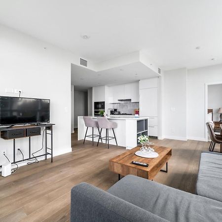 Urban Oasis: Stylish Apartment Retreat At Ubc แวนคูเวอร์ ภายนอก รูปภาพ