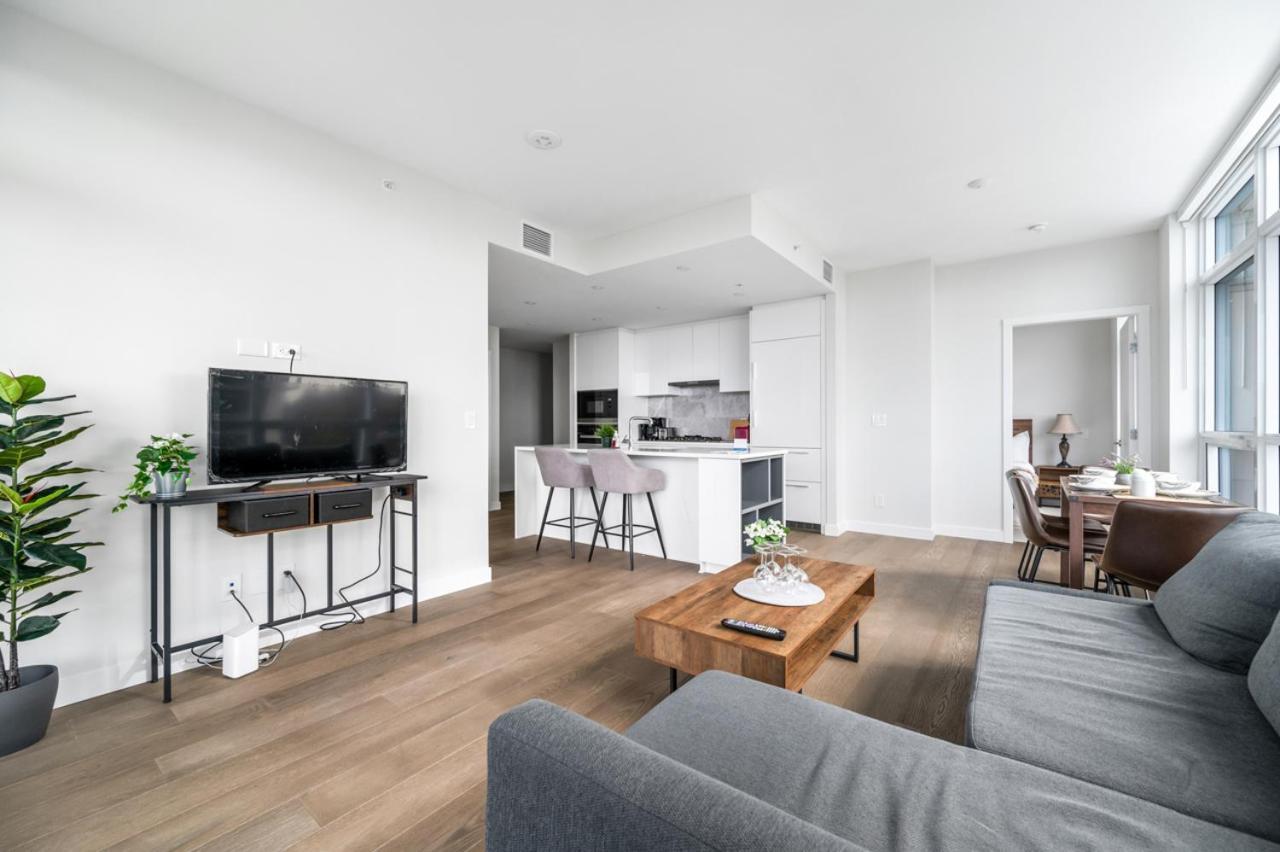 Urban Oasis: Stylish Apartment Retreat At Ubc แวนคูเวอร์ ภายนอก รูปภาพ